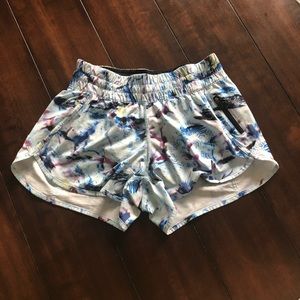 Lululemon Running Shorts 🍋
